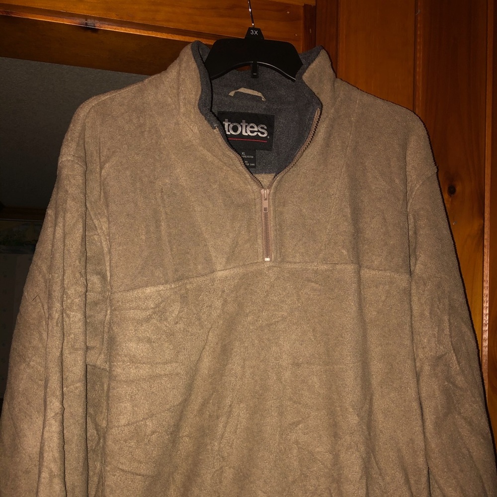 Men’s fleece jacket